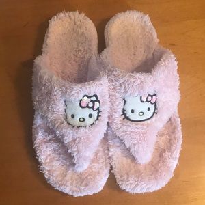 Hello Kitty Slippers light pink size L9/10